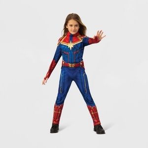 Girls' Captain Marvel Deluxe Halloween Costume